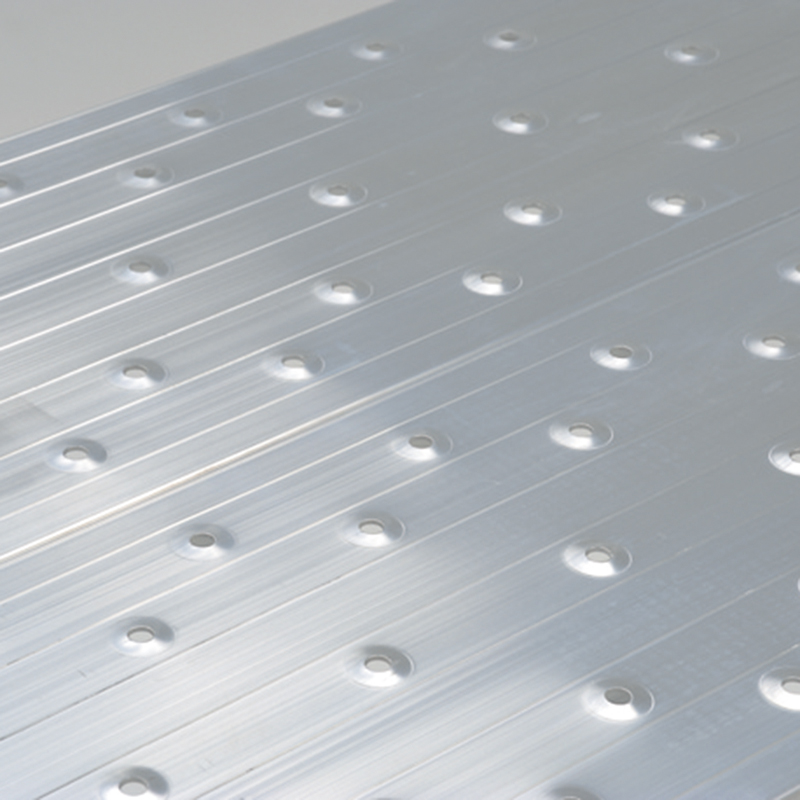 天場踏面 アルミ